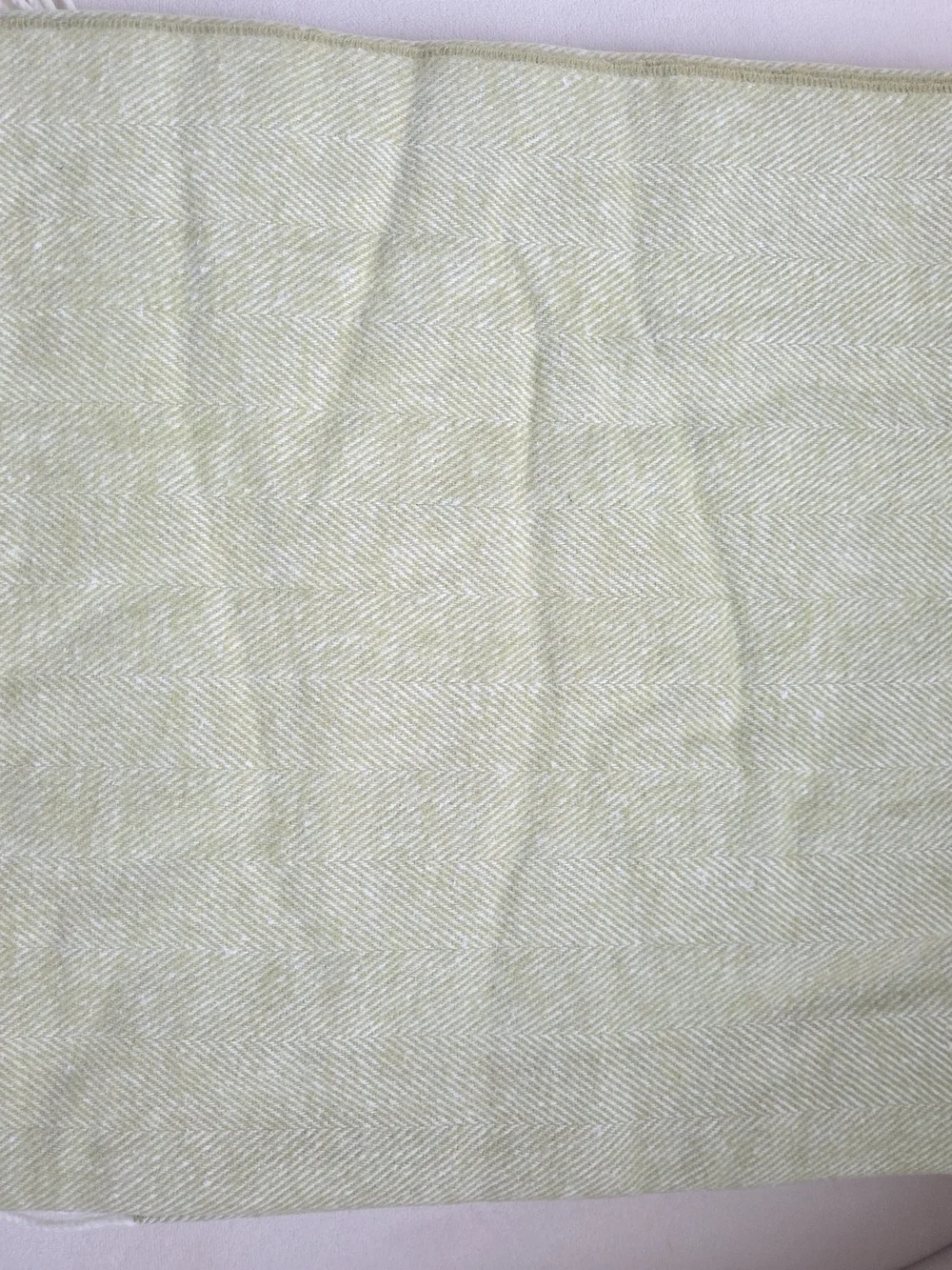 Lands Downunder Lemongrass Herringbone Throw (Never Used)